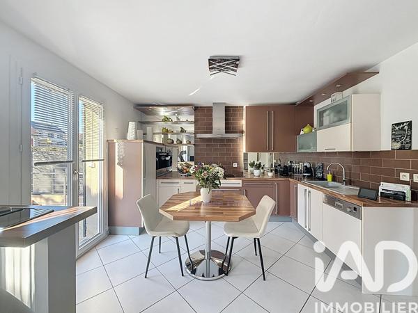 Maison à vendre 4 pièces 77 m² Mantes-la-Ville