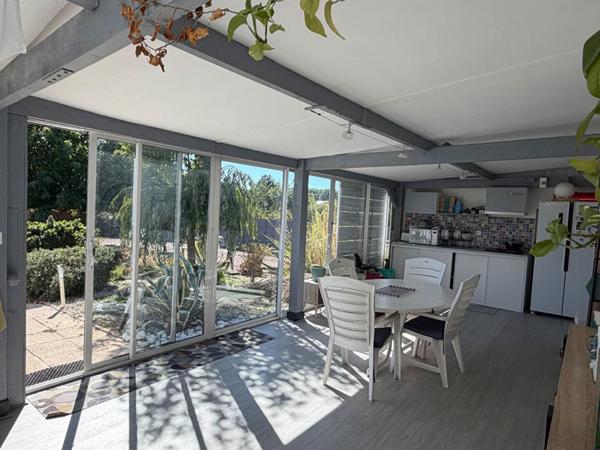 Maison Chinon 6 pièce(s) 174 m2 Piscine Terrain 1900m2