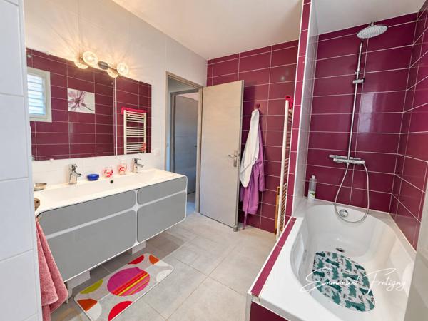 Maison à vendre 6 pièces de 165 m²