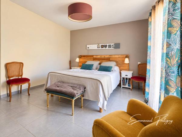 Maison à vendre 6 pièces de 165 m²