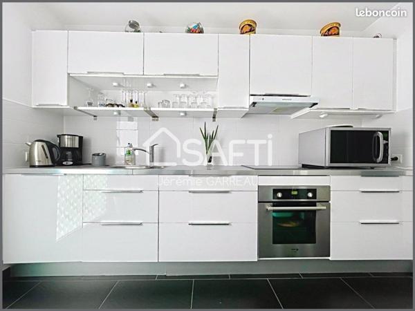 Magnifique T3 de 86m2 avec vue imprenable sur la Loire