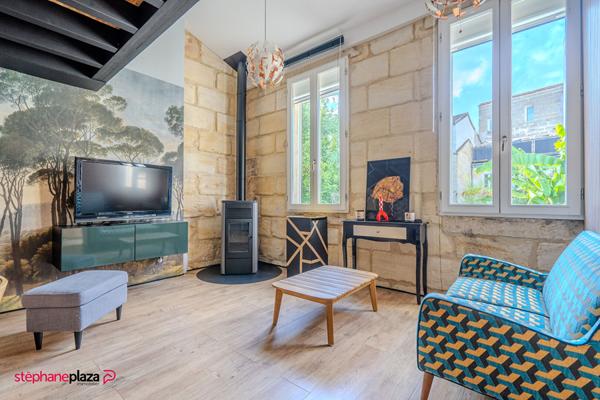 Bordeaux Saint Genès / Victoire - T2 en duplex avec terrasse au 1er et dernier étage