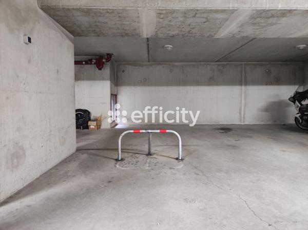 Parking - 14 m²