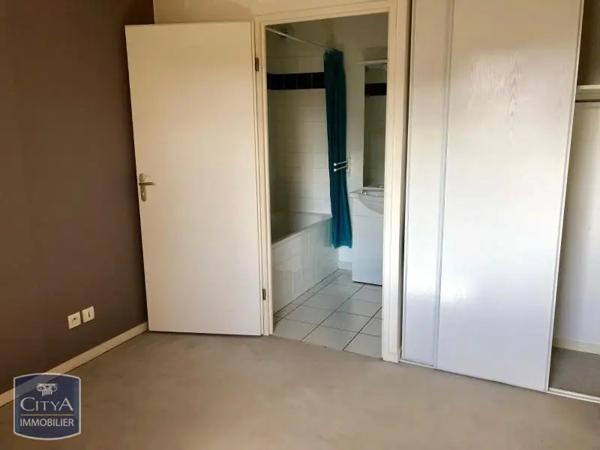 Appartement à louer 2 pièces 43.9m²