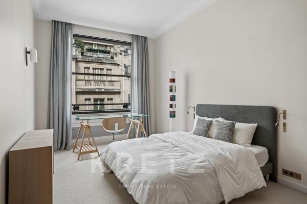 Paris XVI – Appartement de réception au cœur du quartier de l'OCDE