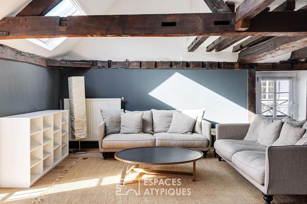 Duplex urbain boisé avec vue privée et garage