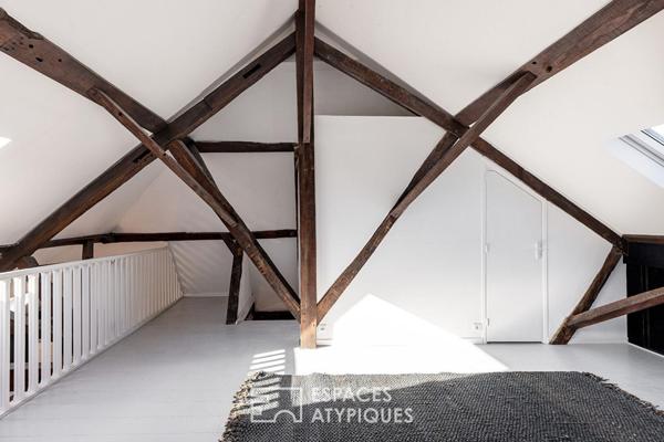 Duplex urbain boisé avec vue privée et garage