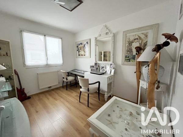 Maison à vendre 5 pièces 97,49 m² Montévrain