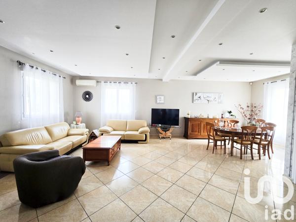 Maison à vendre 5 pièces 160 m² Carrières-sous-Poissy