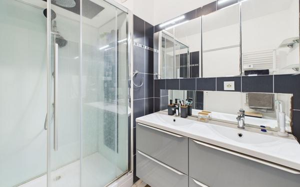 Appartement à vendre    3 pièces • 72,43 m2 Reims