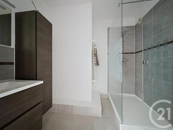 Appartement F5 à vendre  5 pièces - 111,01 m 2   LE CHESNAY  - 78