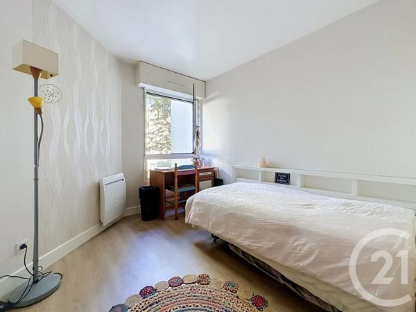Appartement F5 à vendre  5 pièces - 111,01 m 2   LE CHESNAY  - 78