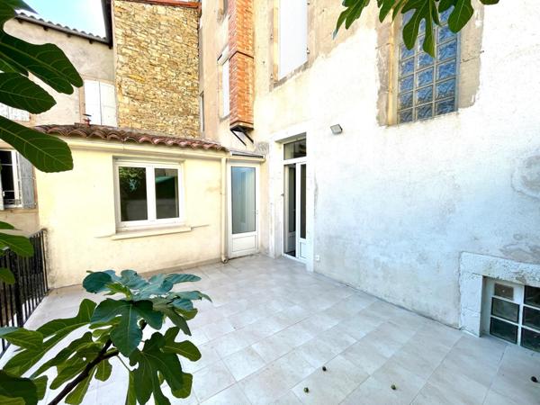 Appartement T4 rez-de-chaussée