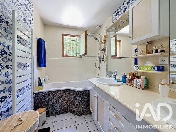Maison à vendre 5 pièces 113 m² Saint-Germain-lès-Corbeil