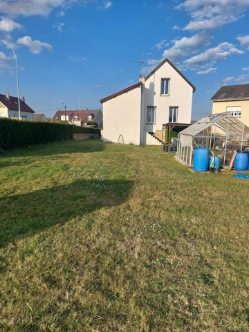 Maison à vendre à Villers-Semeuse dans les Ardennes (08000), ref : ATT216