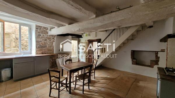 MAISON DE VILLAGE  3 CHAMBRES