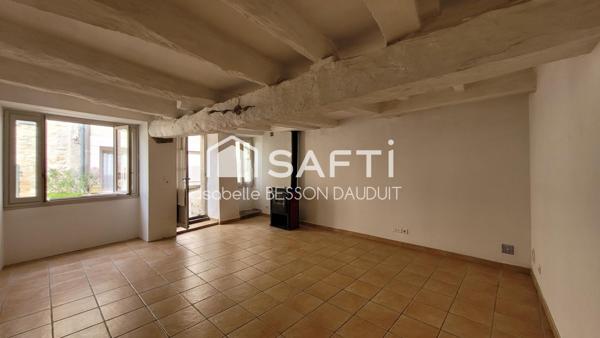 MAISON DE VILLAGE  3 CHAMBRES