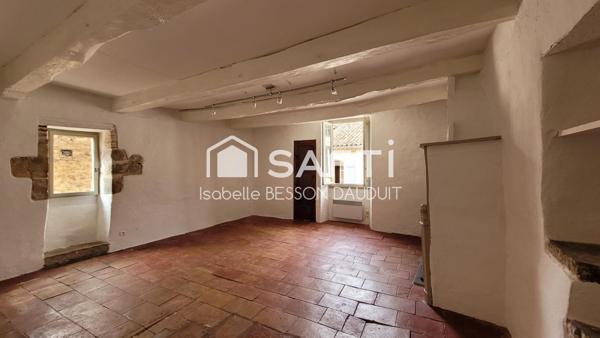 MAISON DE VILLAGE  3 CHAMBRES