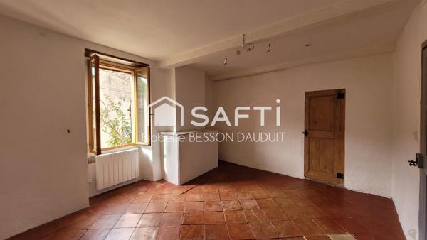 MAISON DE VILLAGE  3 CHAMBRES