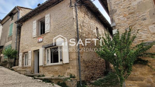 MAISON DE VILLAGE  3 CHAMBRES