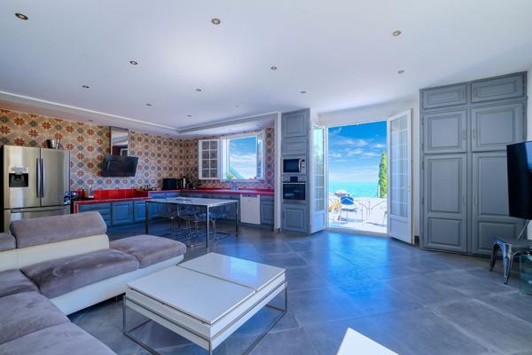 Vente Maison 7 Pièces Piscine et Vue Mer Cap Corse
