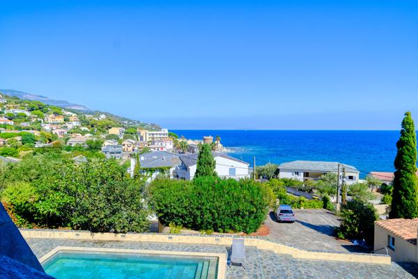 Vente Maison 7 Pièces Piscine et Vue Mer Cap Corse