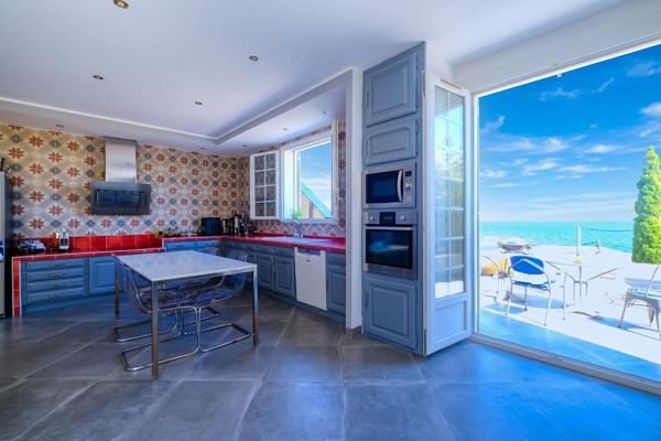 Vente Maison 7 Pièces Piscine et Vue Mer Cap Corse