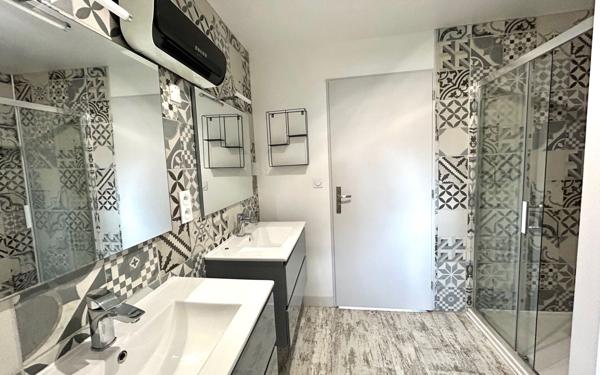 Maison à louer    5 pièces •  Trélissac