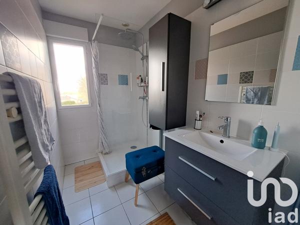 Maison 5 pièces de 128 m² à Le Poiré-sur-Vie (85170)