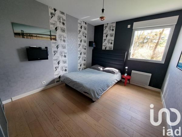 Maison 5 pièces de 128 m² à Le Poiré-sur-Vie (85170)