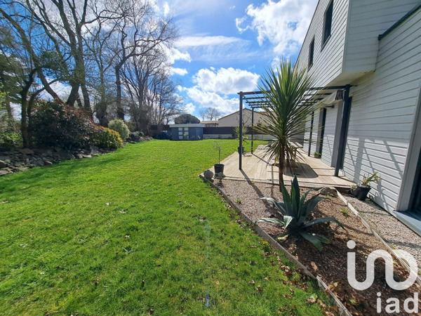 Maison 5 pièces de 128 m² à Le Poiré-sur-Vie (85170)