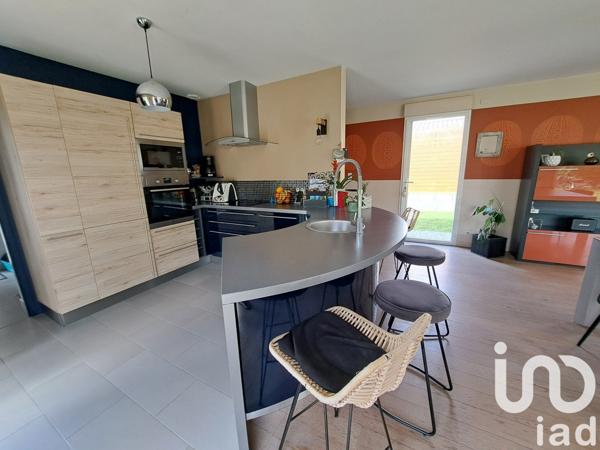 Maison 5 pièces de 128 m² à Le Poiré-sur-Vie (85170)