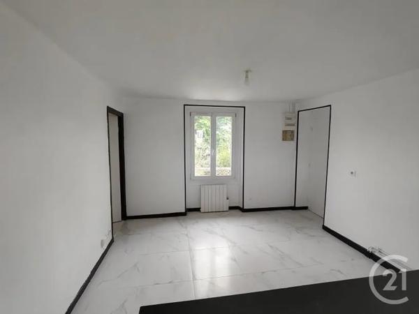Appartement F2 à vendre  2 pièces - 39 m 2   CHILLY MAZARIN  - 91
