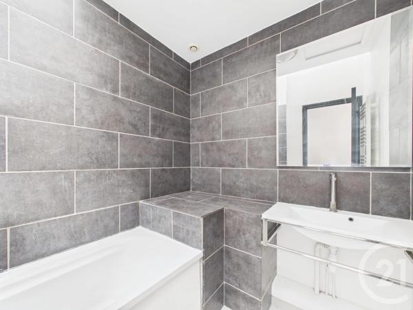 Appartement Loft à vendre  4 pièces - 106 m 2   CHARTRES  - 28