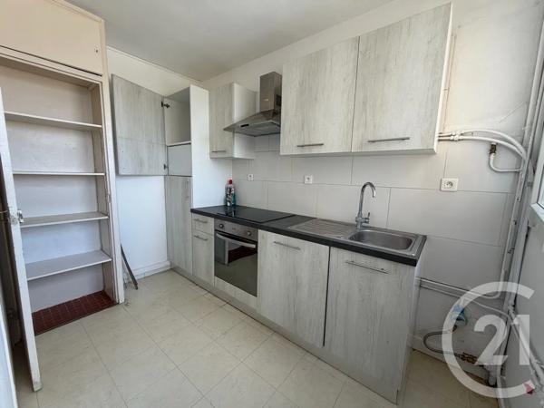 Appartement à vendre  3 pièces - 70,55 m 2   CHATEAUDUN  - 28