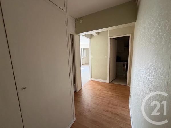 Appartement à vendre  3 pièces - 70,55 m 2   CHATEAUDUN  - 28