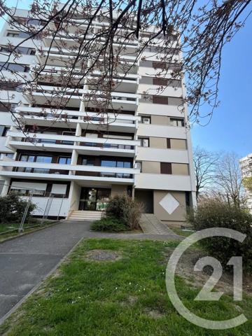 Appartement F4 à vendre  4 pièces - 76,40 m 2   EVRY  - 91