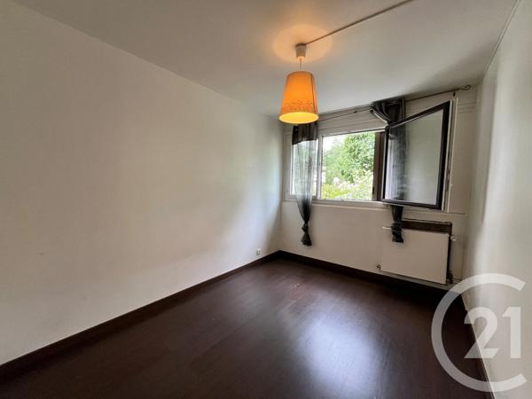 Appartement F4 à vendre  4 pièces - 76,40 m 2   EVRY  - 91