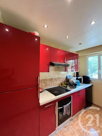 Appartement F4 à vendre  4 pièces - 76,40 m 2   EVRY  - 91