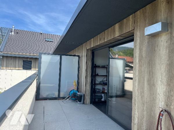 DIVONNE-LES-BAINS 
T3 en dernier étage
Marcello Guido +33 612230995 / immobilier.01099@notaires.fr