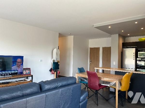 DIVONNE-LES-BAINS 
T3 en dernier étage
Marcello Guido +33 612230995 / immobilier.01099@notaires.fr