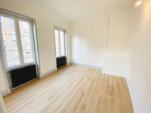 Appartement Macon 5 pièce(s) 129.6 m2