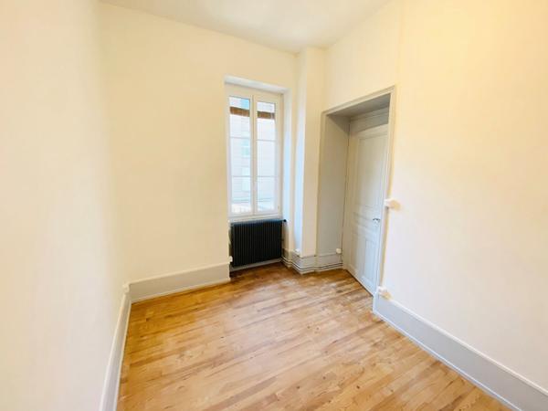 Appartement Macon 5 pièce(s) 129.6 m2