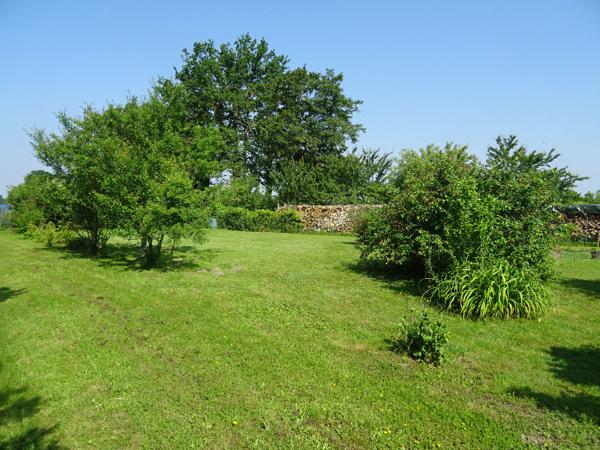 Attignat fermette rénovée 7 pièces 178 m2
