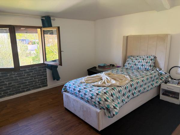 Attignat fermette rénovée 7 pièces 178 m2