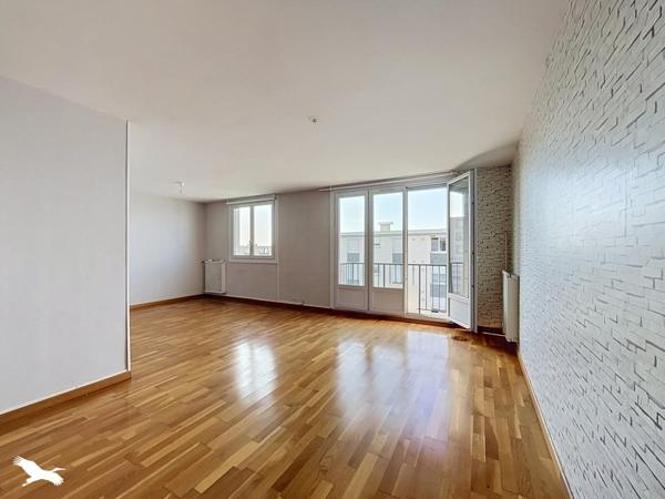 Appartement à vendre 133 000 € Saint-Pierre-des-Corps 4 p 78 m² DPE E