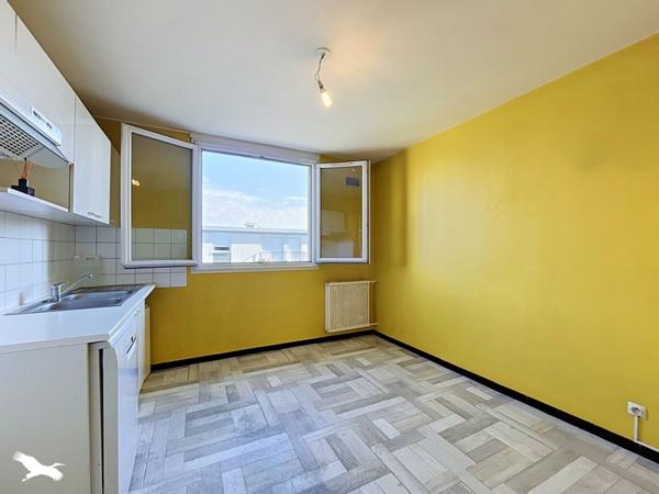 Appartement à vendre 133 000 € Saint-Pierre-des-Corps 4 p 78 m² DPE E