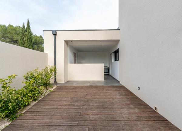 Maison à vendre    5 pièces •  Vergèze