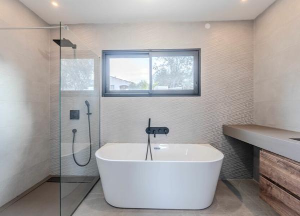 Maison à vendre    5 pièces •  Vergèze