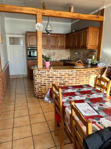 Immeuble à CORBIE, 80800 - 300m²